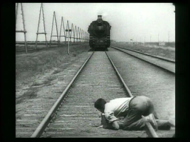 shot 7 from movie Gegen-Musik by Harun Farocki